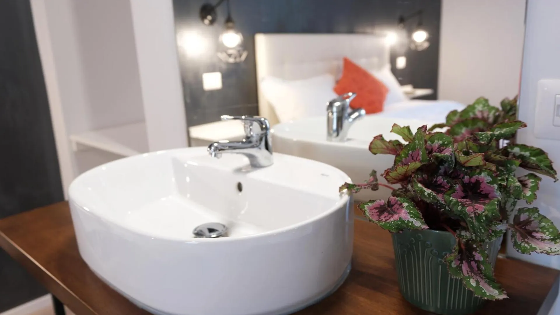 Numi B&B Rome
